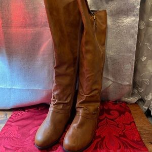 Vintage Brown Leather Fashion Boots Made In Brazil Size 42 With heels new